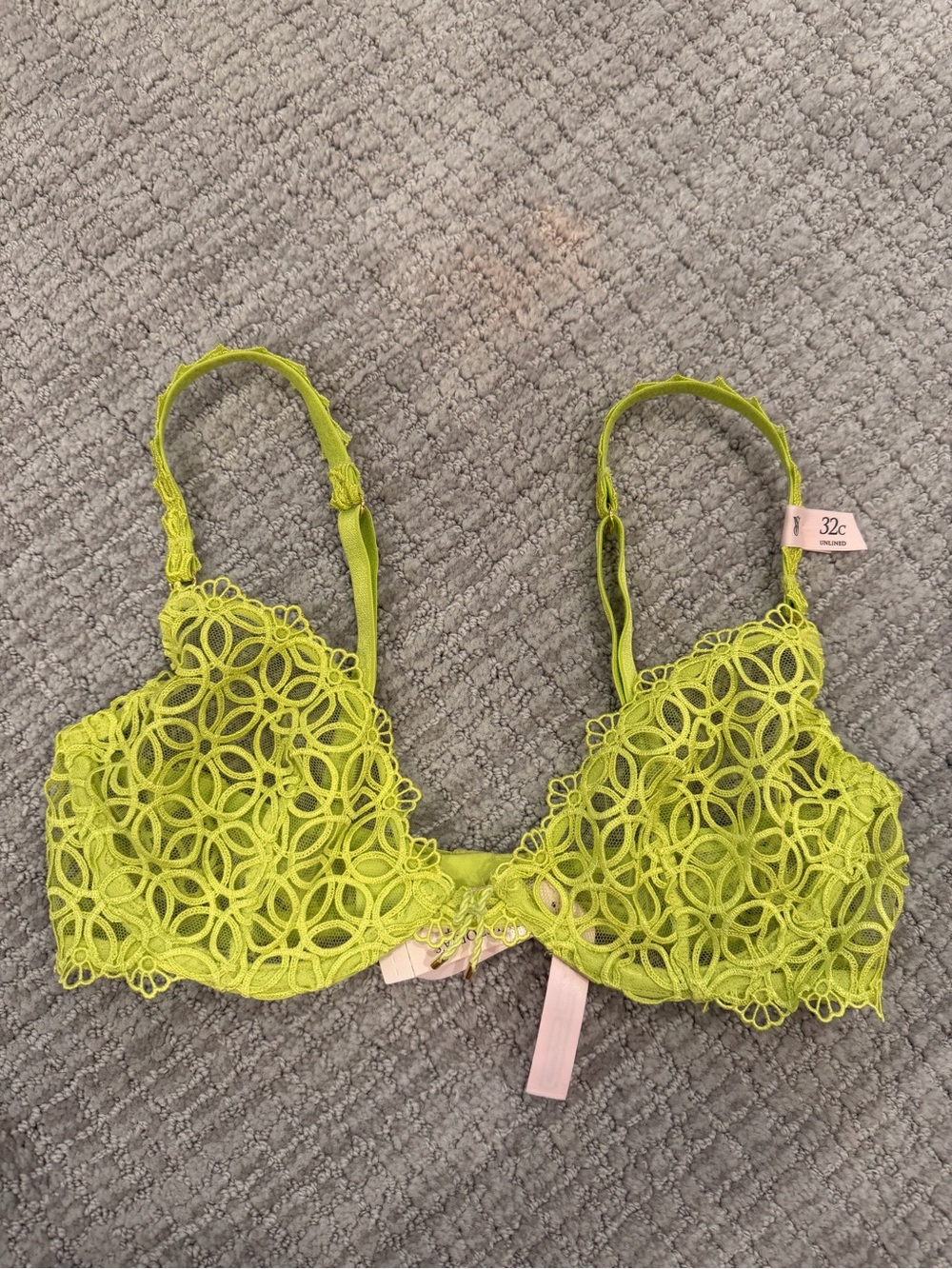 Victoria's Secret Lime Green Lace Overlay Underwire Bra